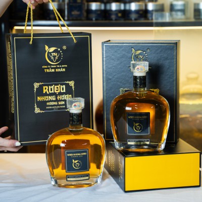 Huong Son Deer Velvet Wine 750ml