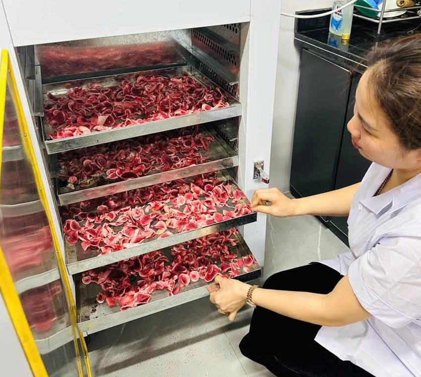 nhung huou gia bao nhieu 1 lang
